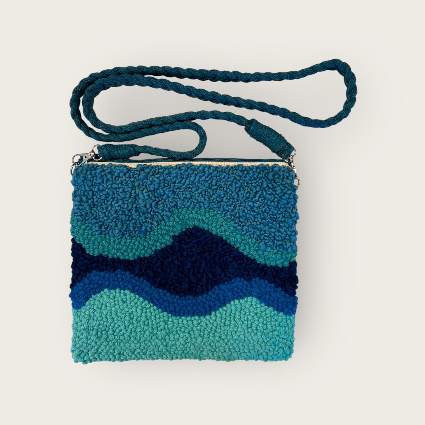 Wave Zipper Purse