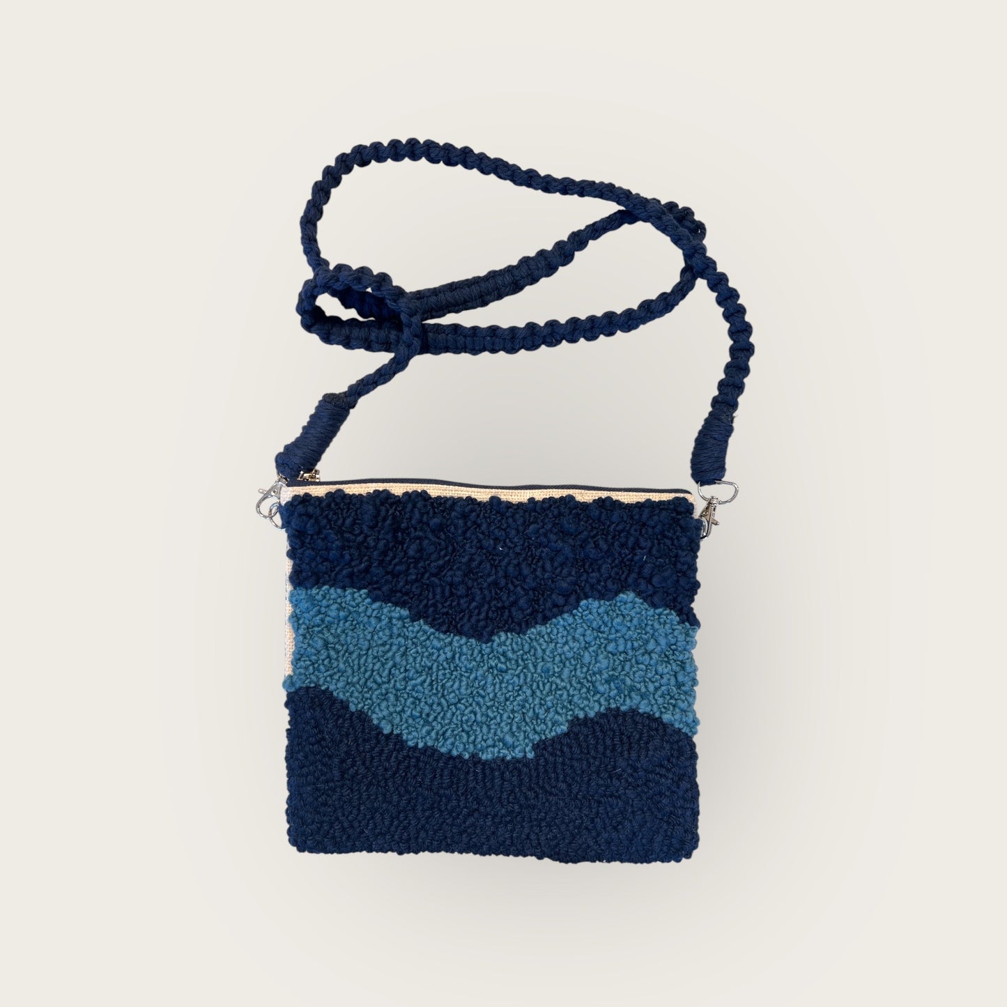 Wave Zipper Purse